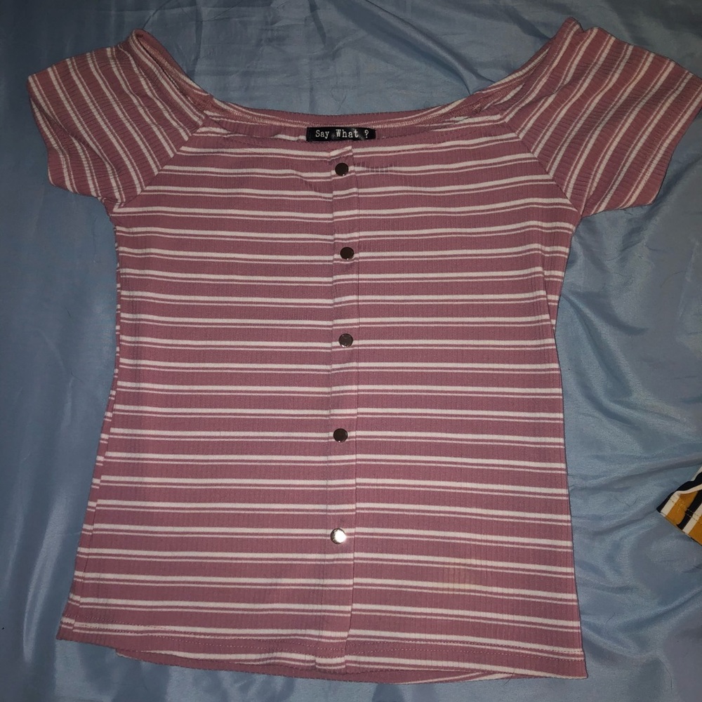 Juniors tops: